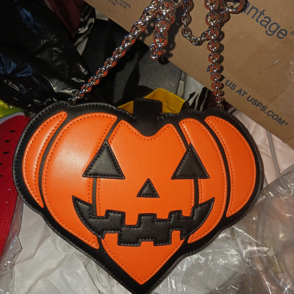 Pumpkin Face Chain Bag